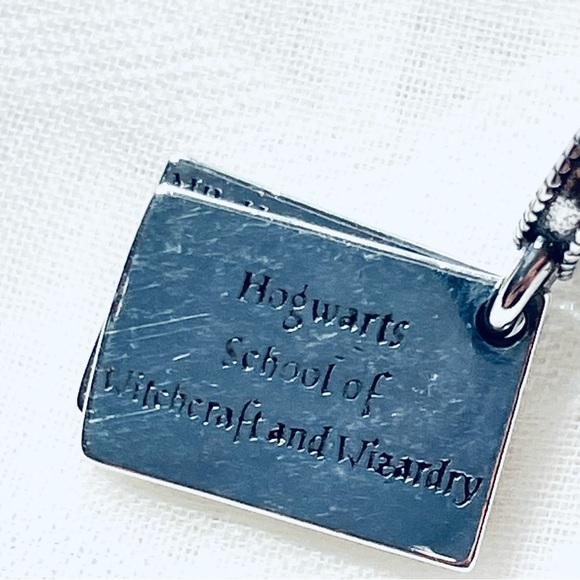 📜 NWOT Hogwarts Acceptance Letter Charm – Harry Potter ✨ - Picture 13 of 14